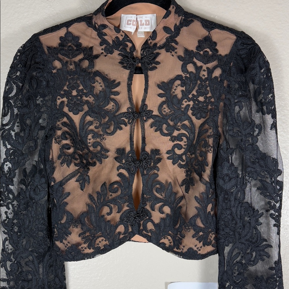 Stone Cold Fox Black Lace Blouse - Picture 5 of 7
